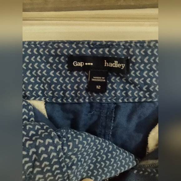 Gap Hadley Shorts - Picture 3 of 6